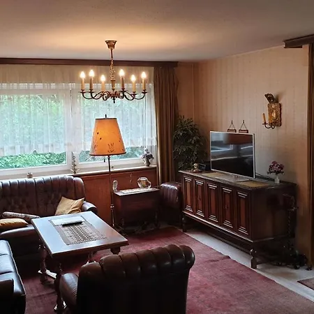 度假居 Mit Grossem Garten