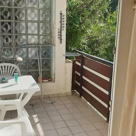 Mit Grossem Garten
