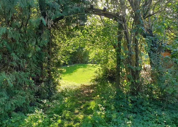 Mit Grossem Garten *